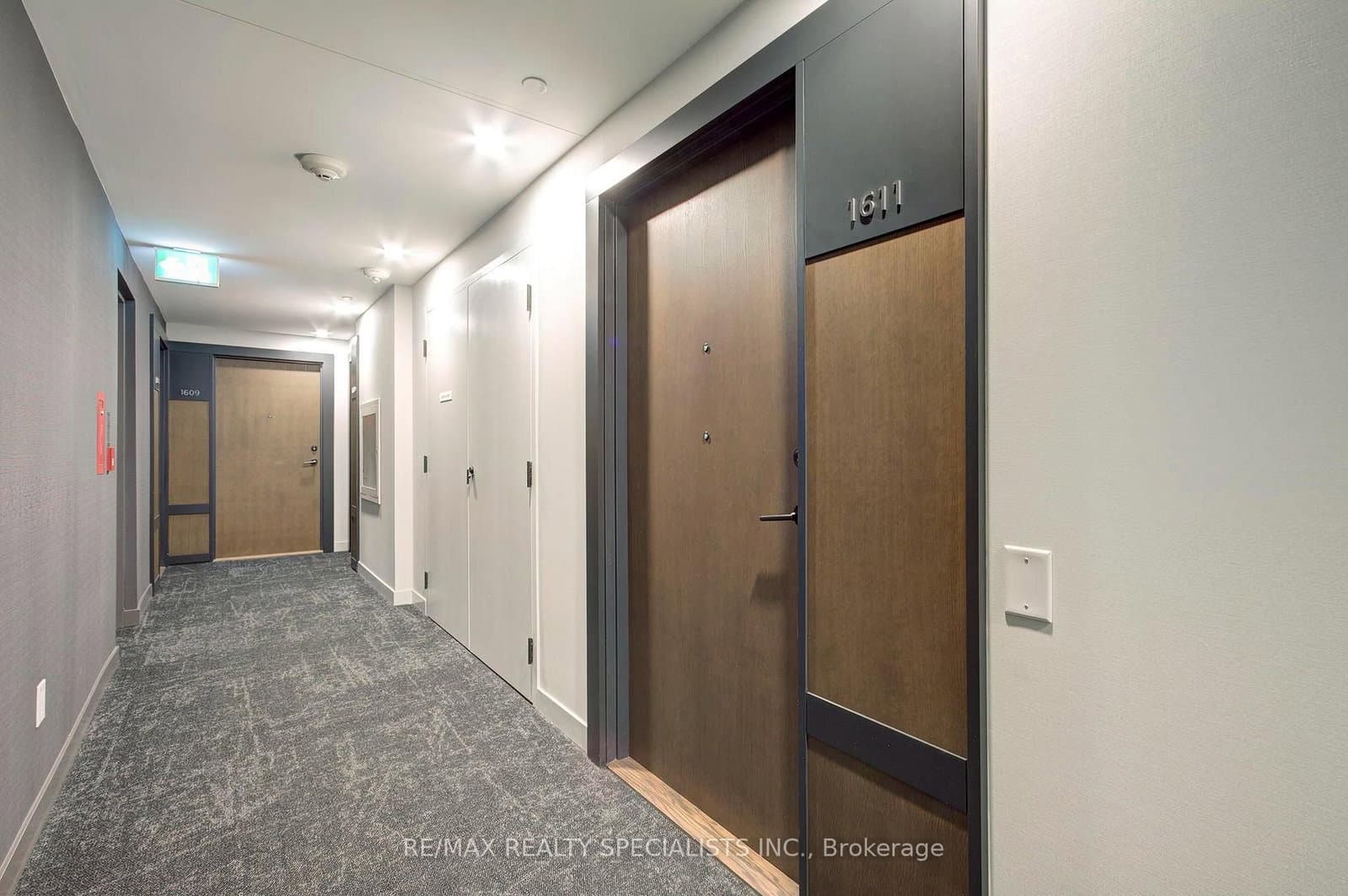 4065 Confederation Parkway, Unit 1611 thumbnail 3