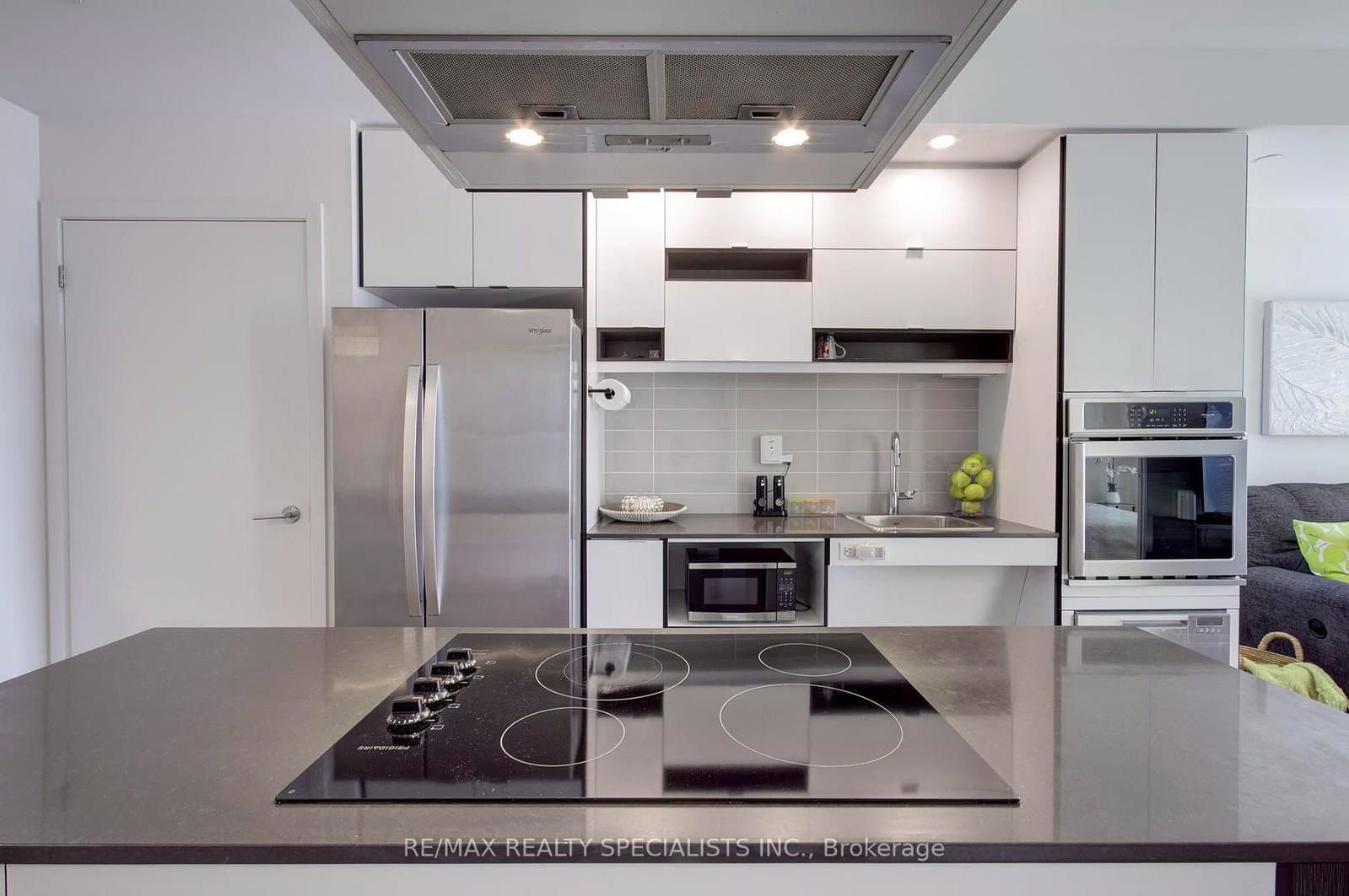 4065 Confederation Parkway, Unit 1611 thumbnail 8