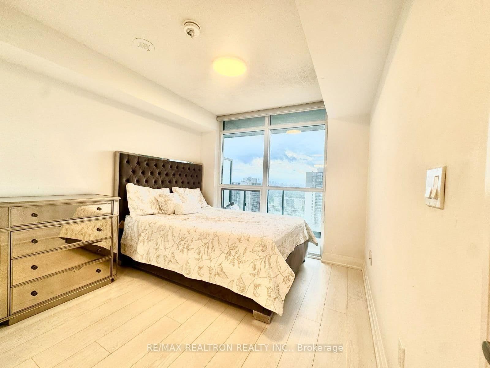 30 Gibbs Road, Unit 1310 thumbnail 7