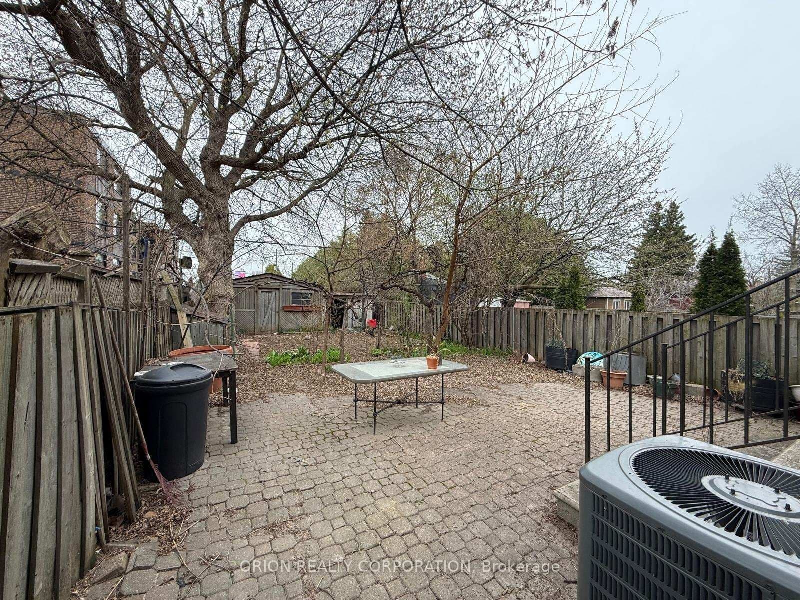 274 Viewmount Avenue, Unit Upper thumbnail 35