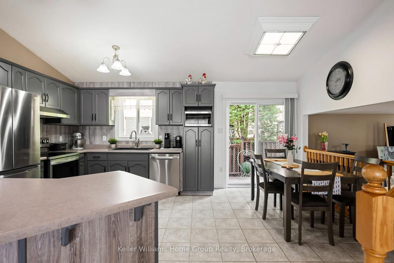 16 Althorp Drive thumbnail 23