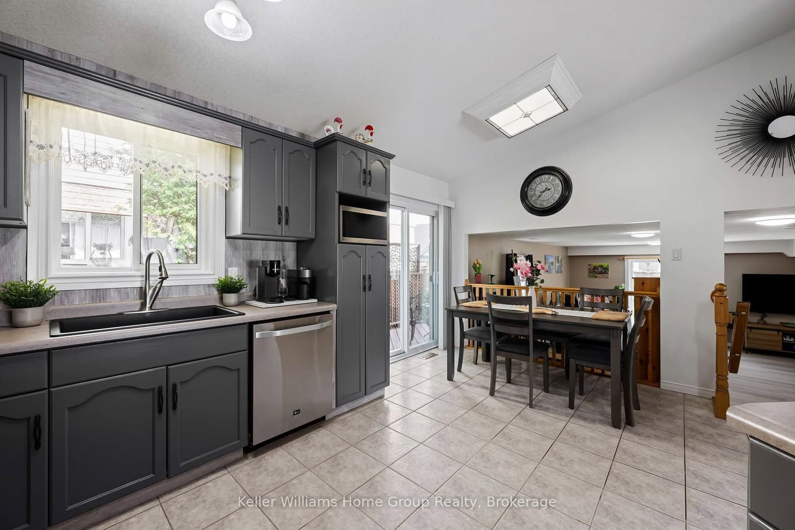 16 Althorp Drive thumbnail 31