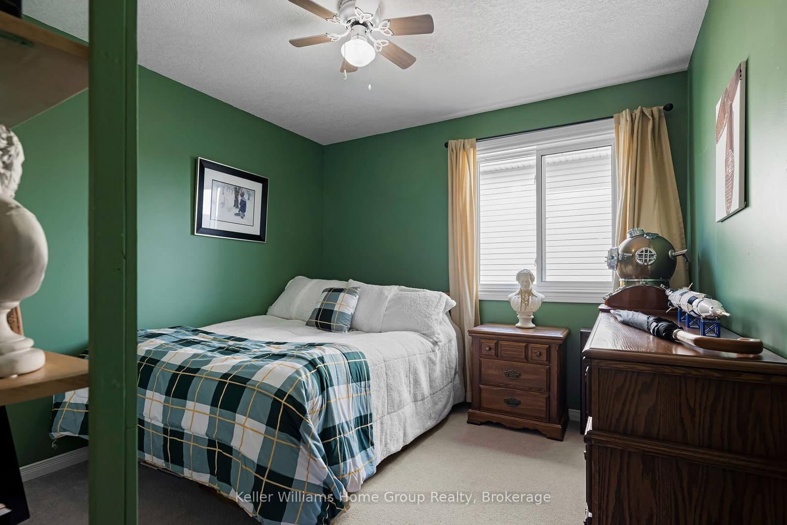 16 Althorp Drive thumbnail 32