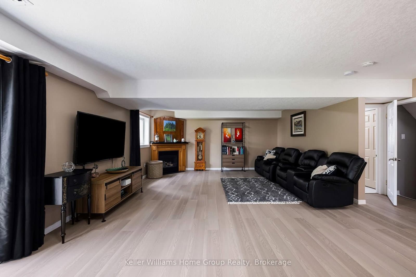 16 Althorp Drive thumbnail 42