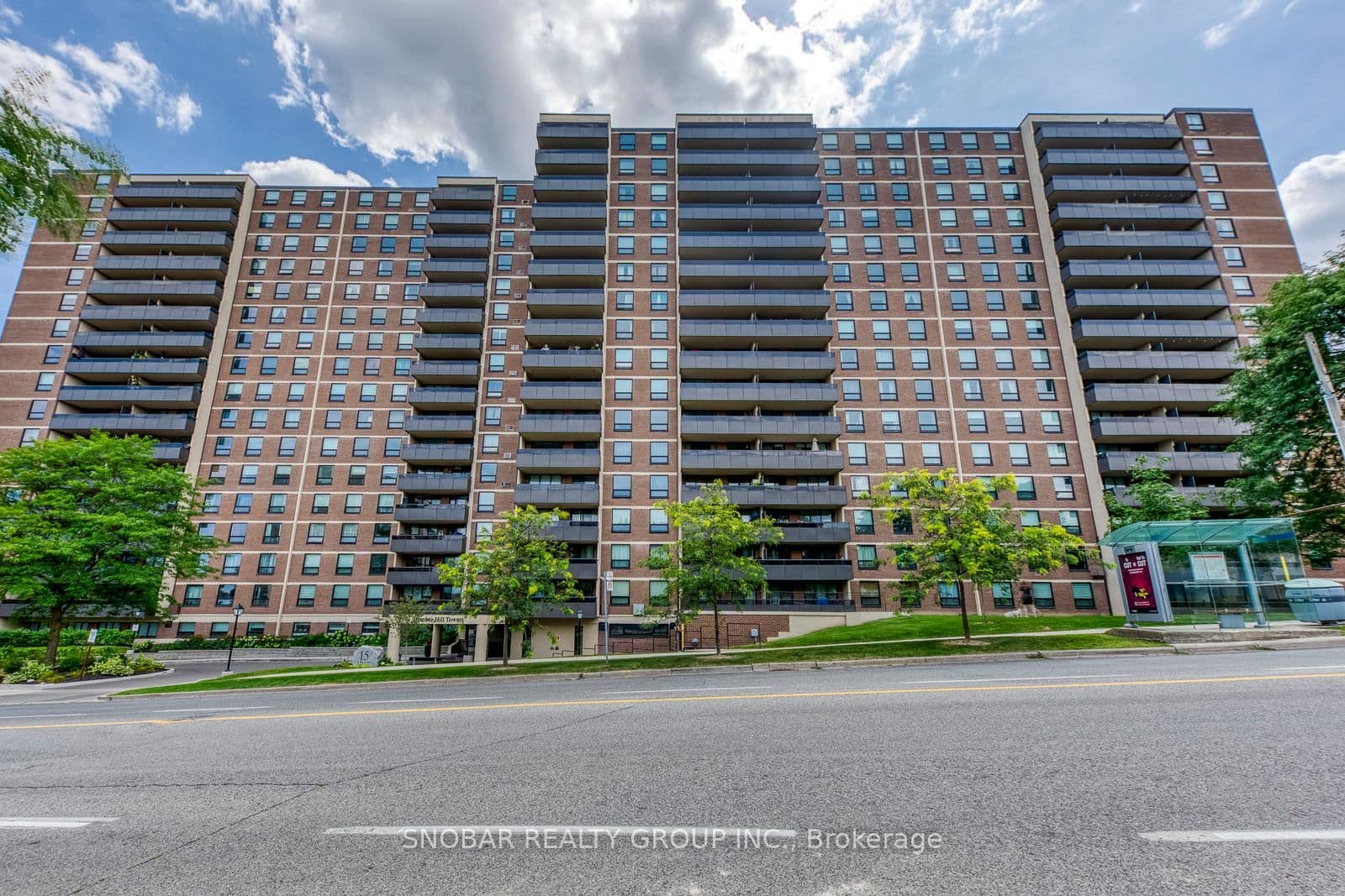 #204 - 15 La Rose Avenue