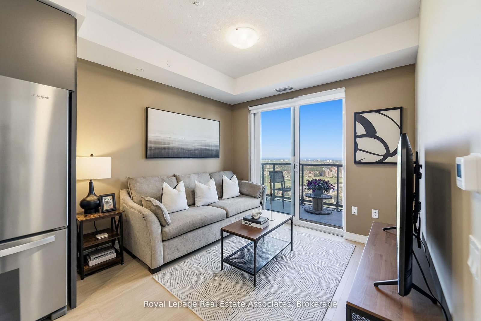 8 Nahani Way, Unit 3118 thumbnail 13