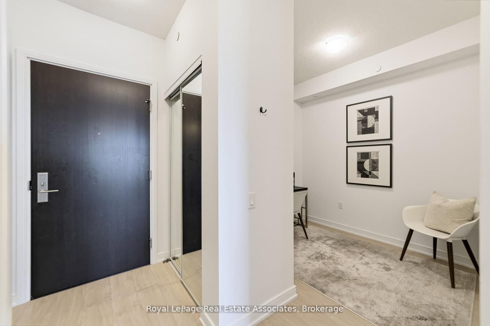 8 Nahani Way, Unit 3118 thumbnail 7