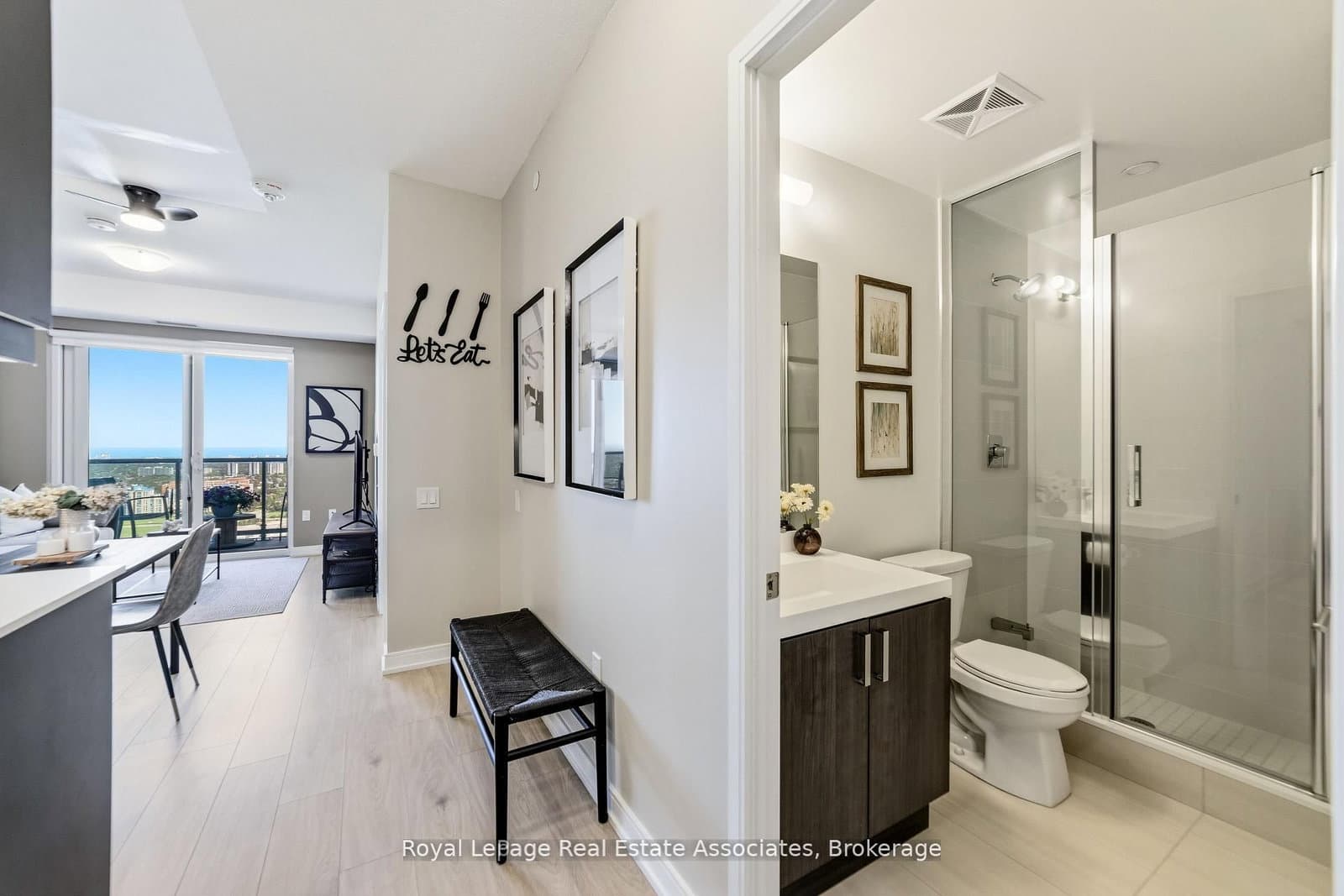 8 Nahani Way, Unit 3118 thumbnail 9