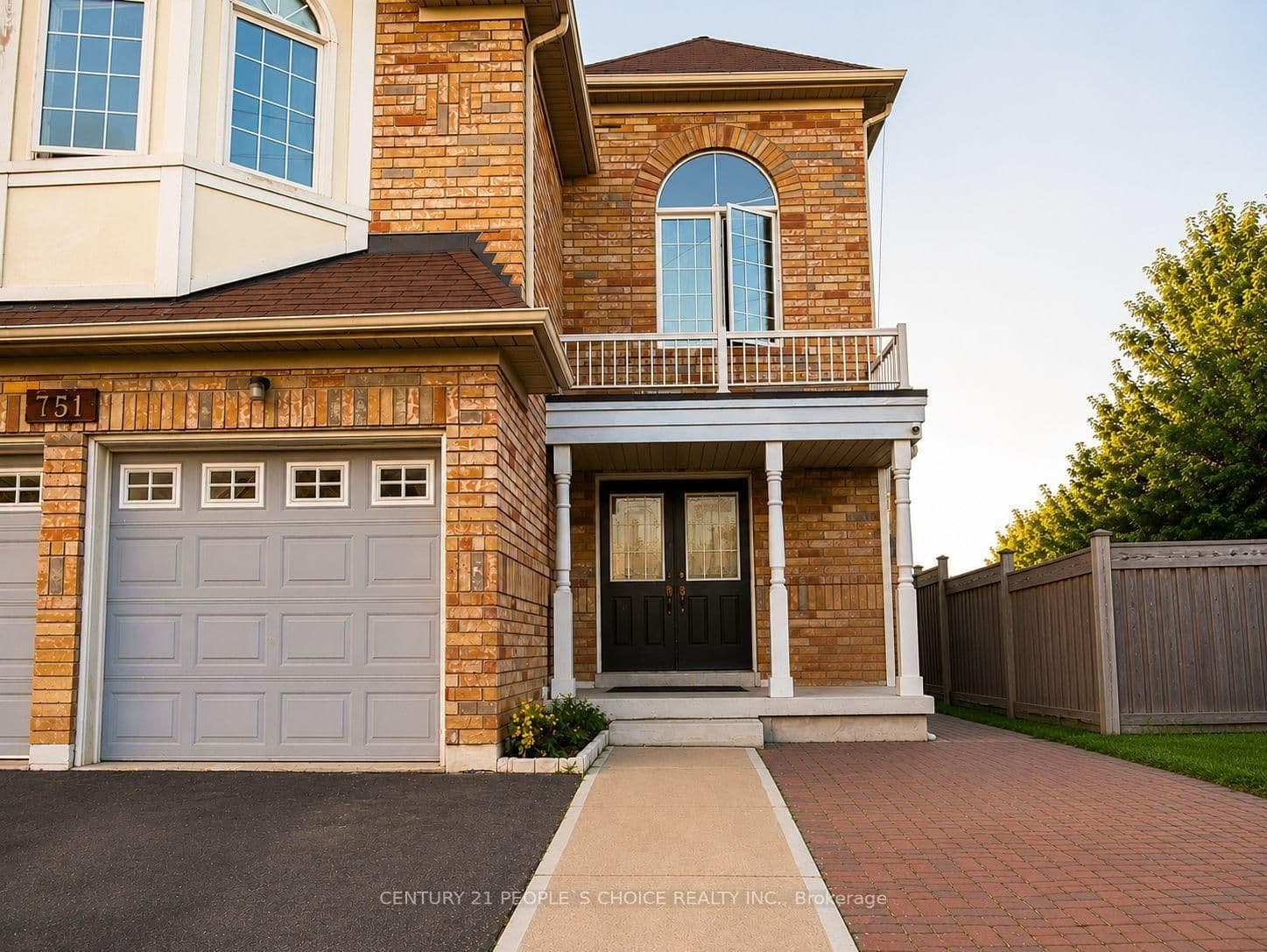 751 White Clover Way thumbnail 2