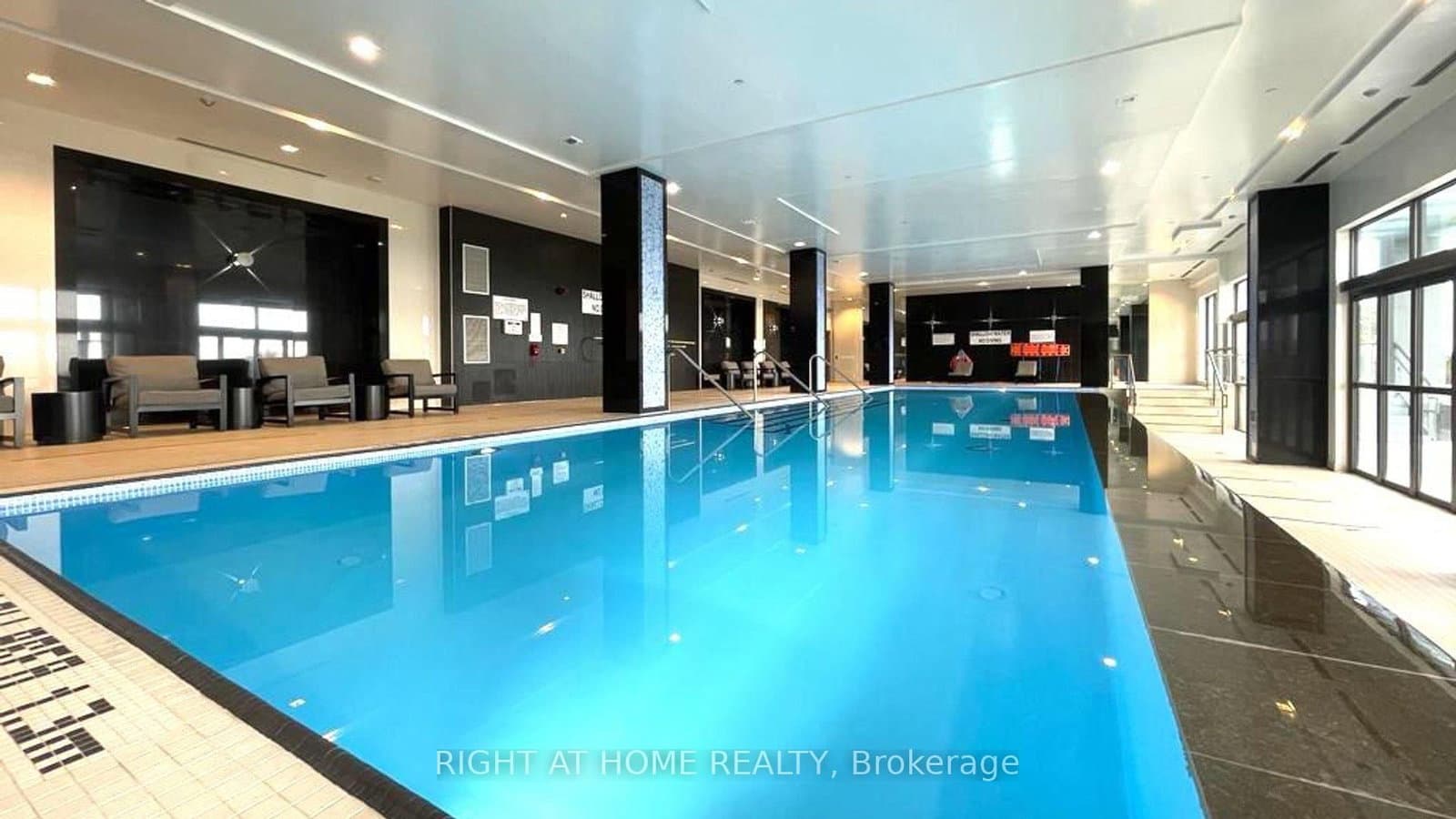 15 Zorra Street, Unit 1807 thumbnail 31