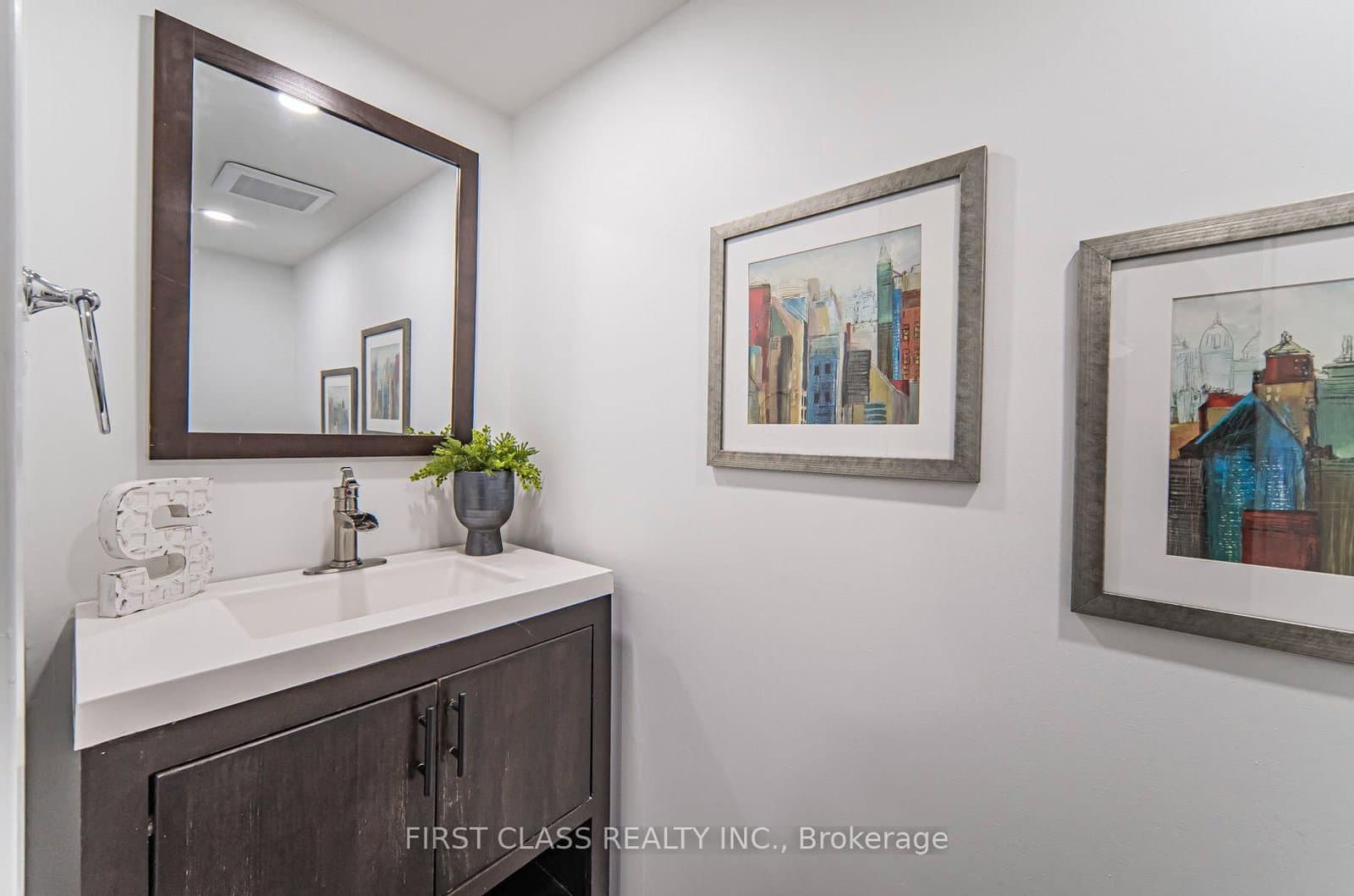 2091 Hurontario Street, Unit 810 thumbnail 15