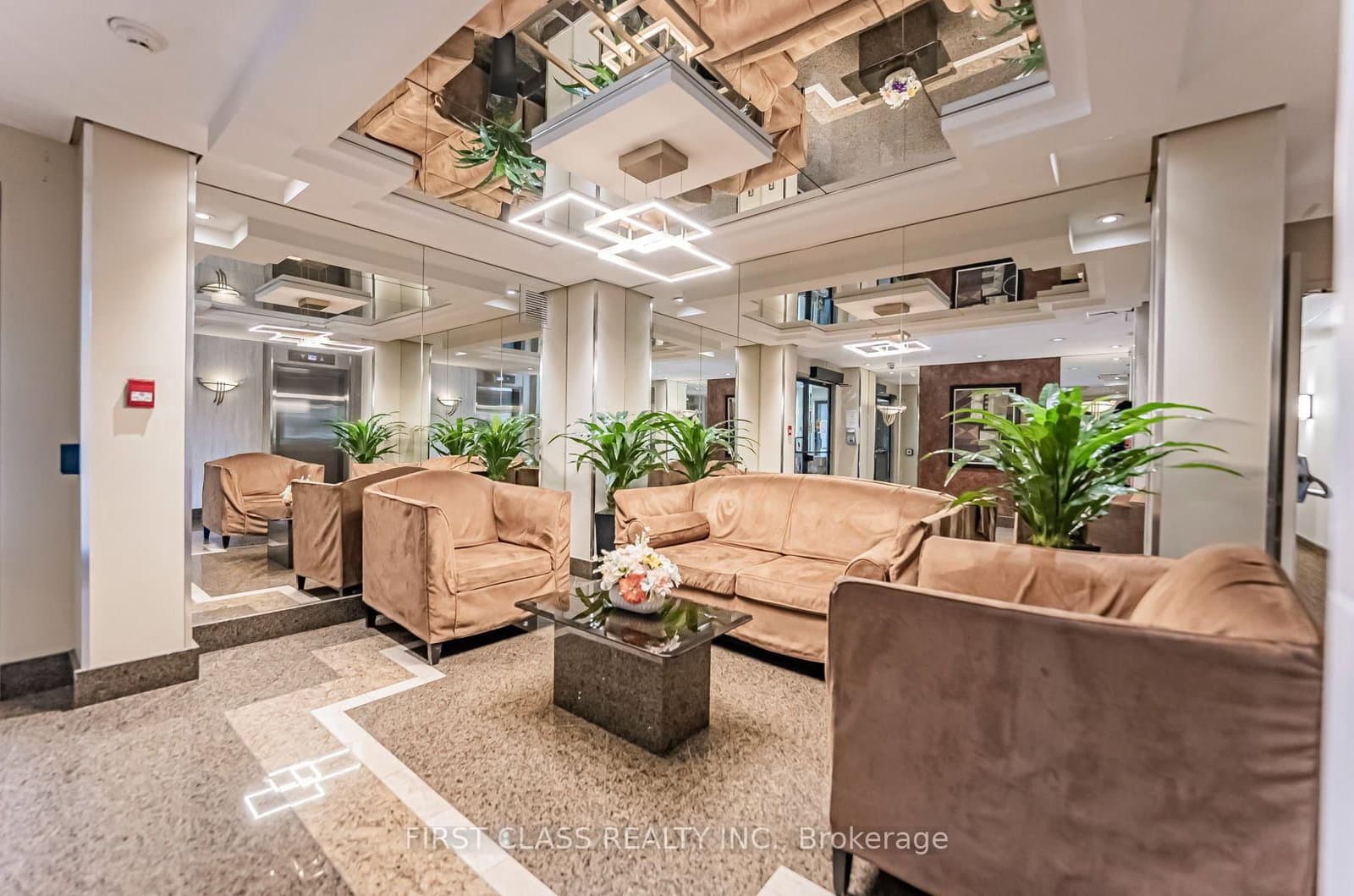 2091 Hurontario Street, Unit 810 thumbnail 21