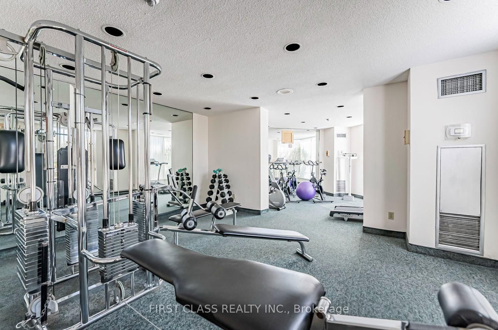 2091 Hurontario Street, Unit 810 thumbnail 23