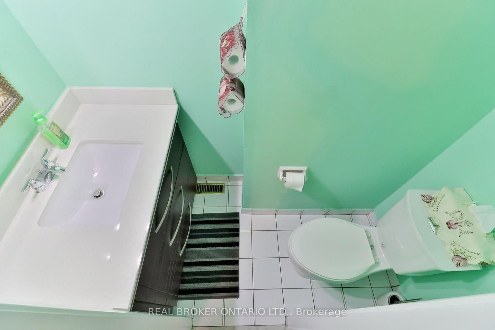 1764 Rathburn Road E, Unit 16 thumbnail 13