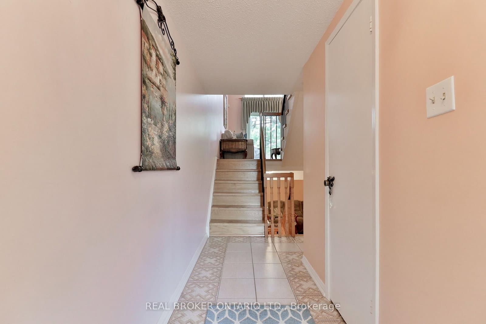 1764 Rathburn Road E, Unit 16 thumbnail 2