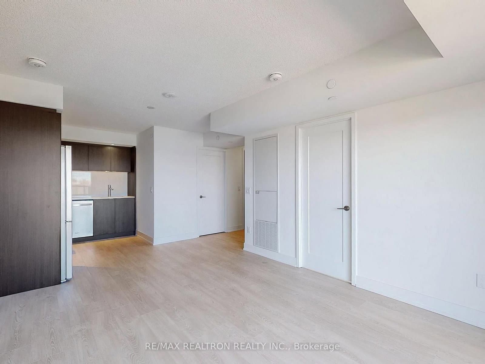 10 Eva Road, Unit 1705 thumbnail 17