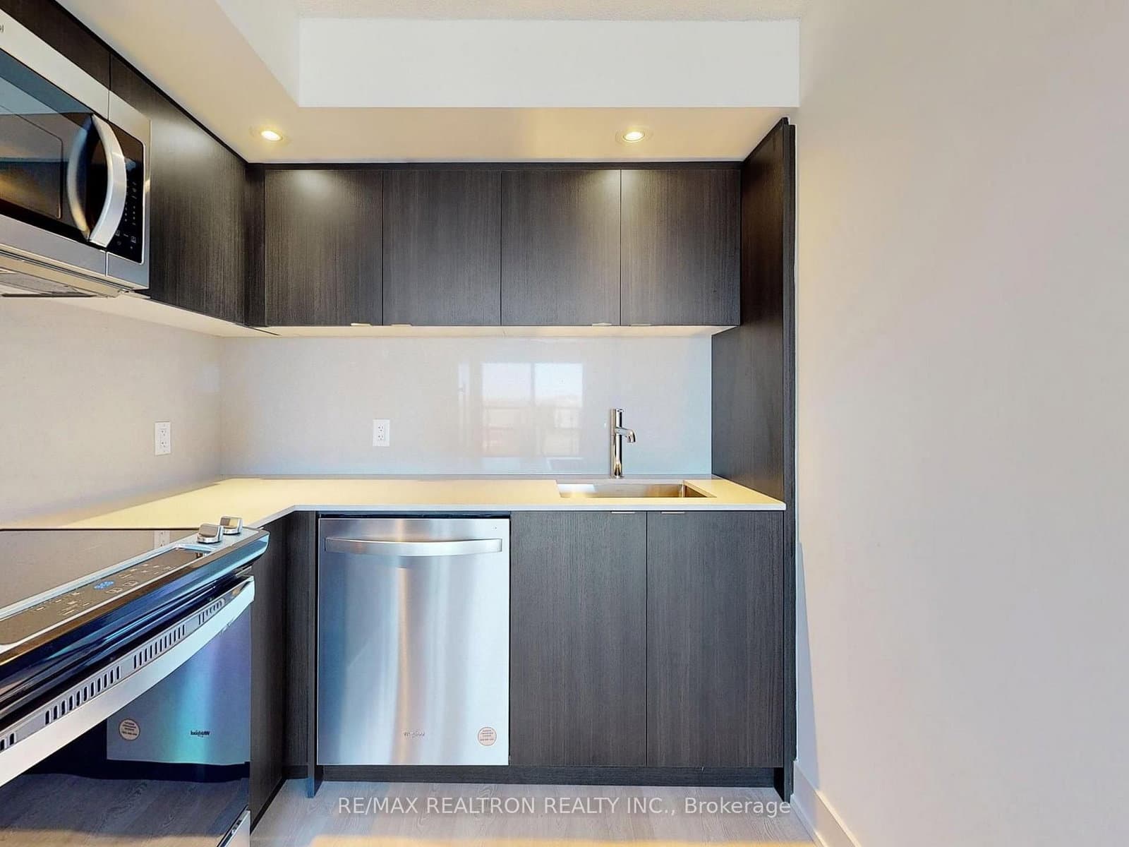 10 Eva Road, Unit 1705 thumbnail 19