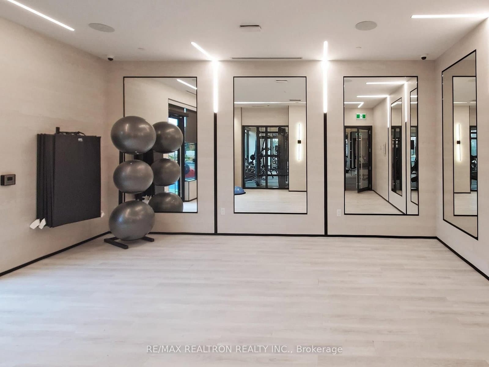 10 Eva Road, Unit 1705 thumbnail 45