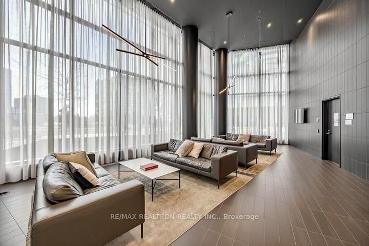3900 Confederation Parkway, Unit 3504 thumbnail 23