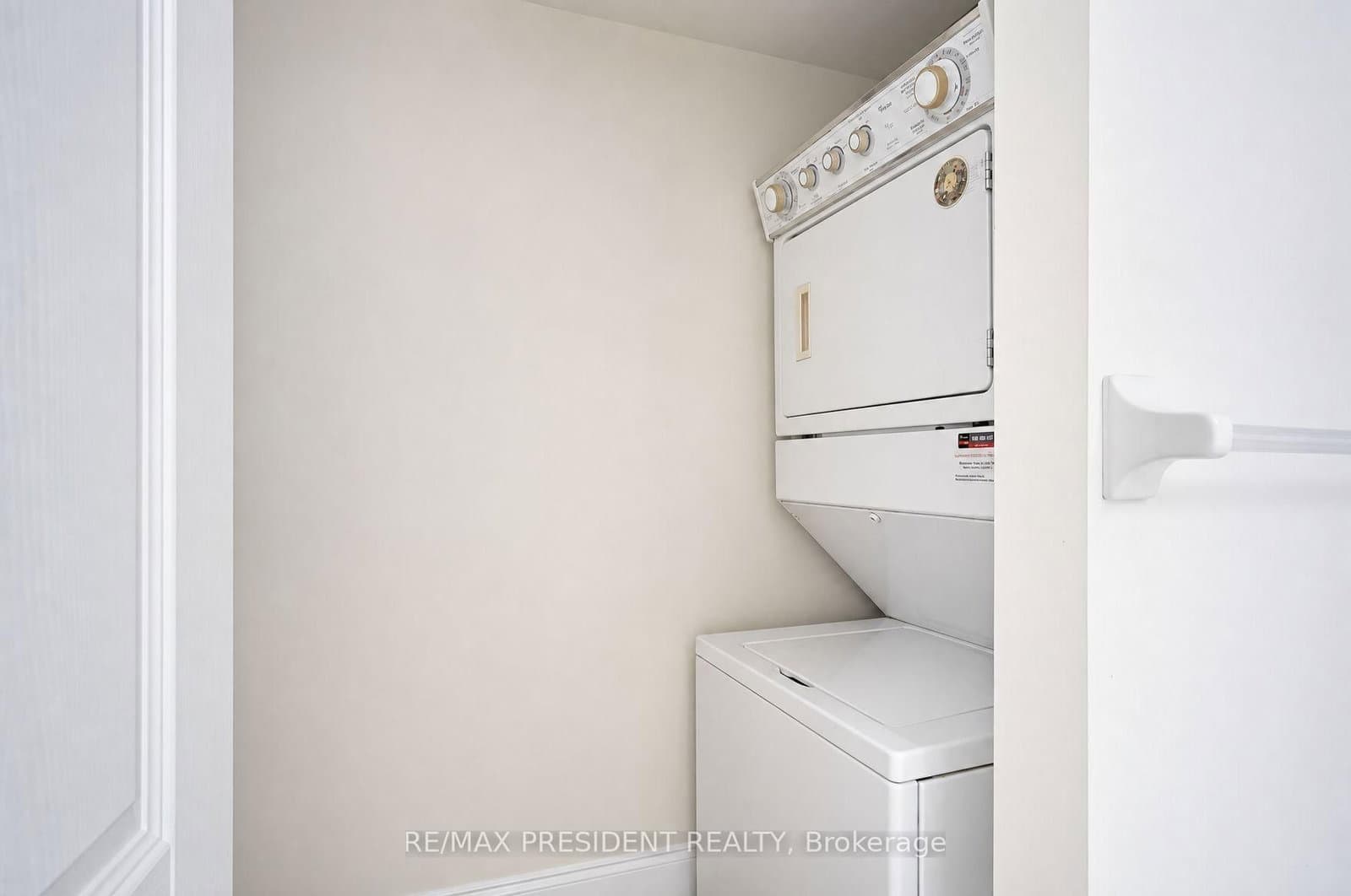 710 Humberwood Boulevard, Unit 602 thumbnail 19