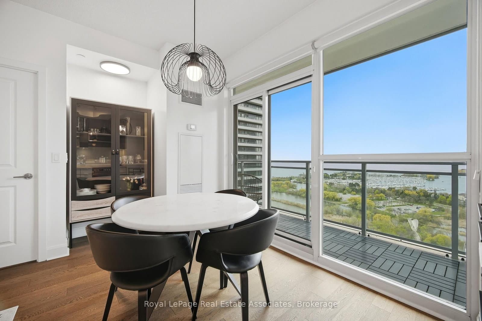 33 Shore Breeze Drive, Unit 2301 thumbnail 12