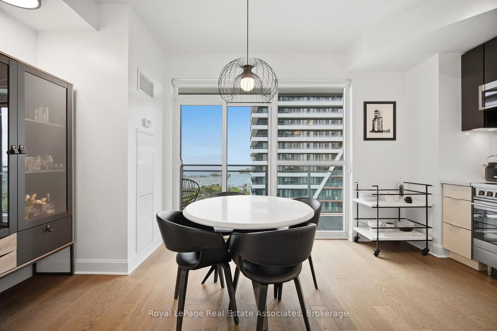 33 Shore Breeze Drive, Unit 2301 thumbnail 13