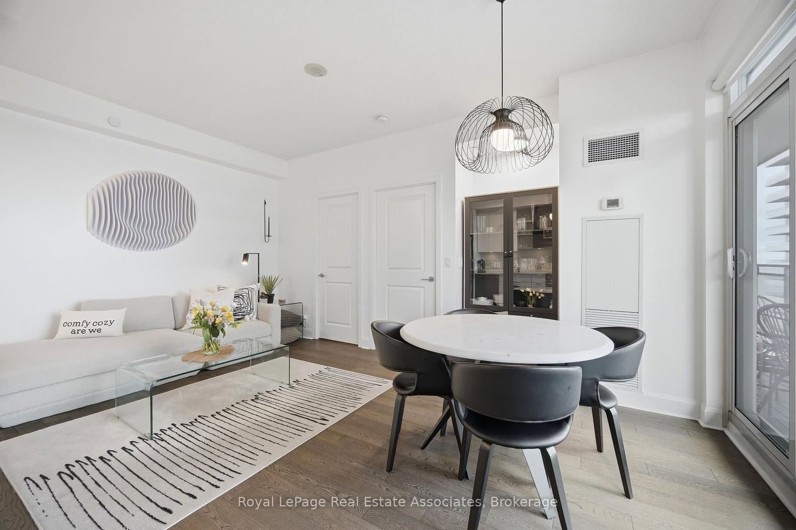 33 Shore Breeze Drive, Unit 2301 thumbnail 14