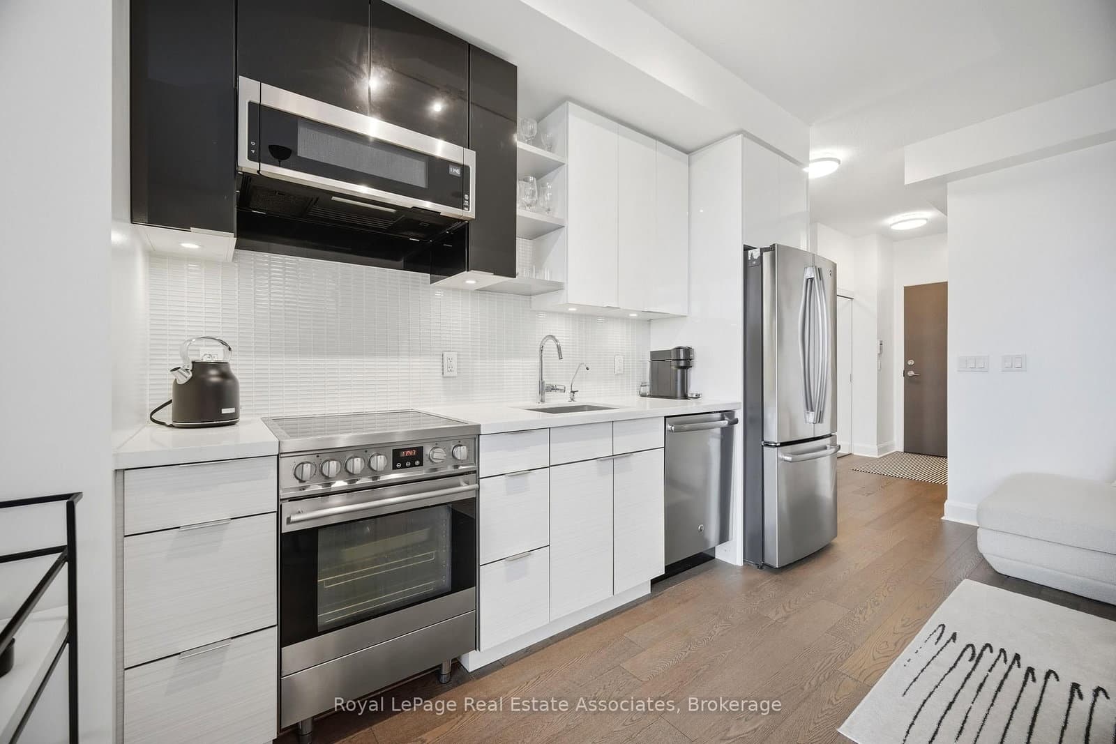 33 Shore Breeze Drive, Unit 2301 thumbnail 18