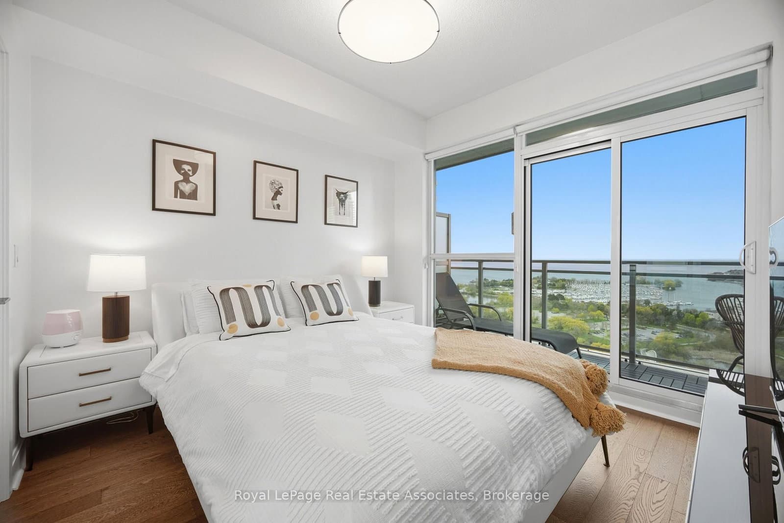33 Shore Breeze Drive, Unit 2301 thumbnail 19