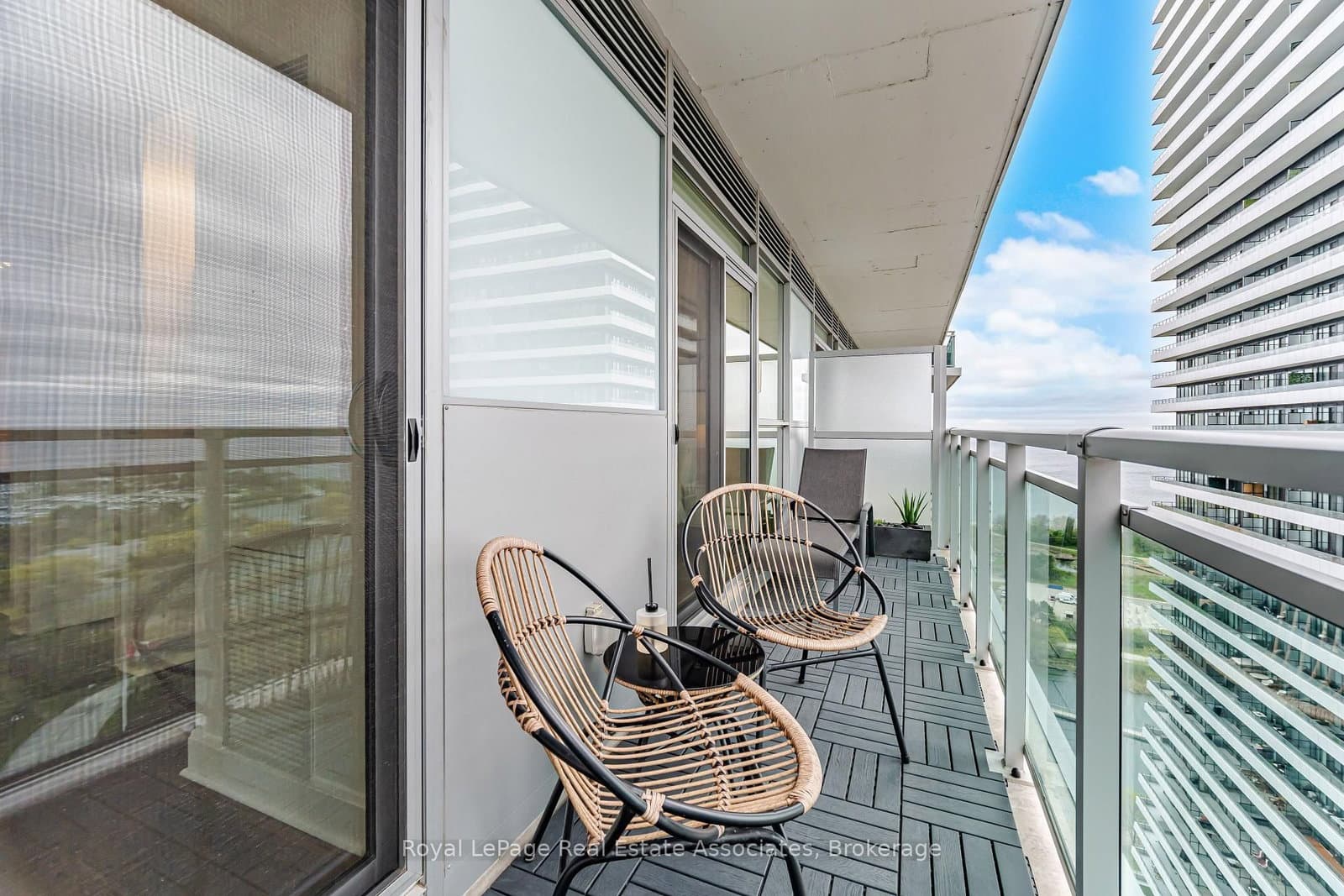 33 Shore Breeze Drive, Unit 2301 thumbnail 28