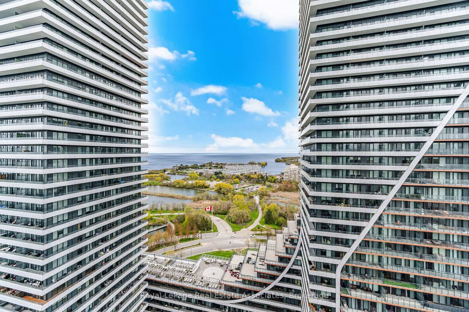 33 Shore Breeze Drive, Unit 2301 thumbnail 31