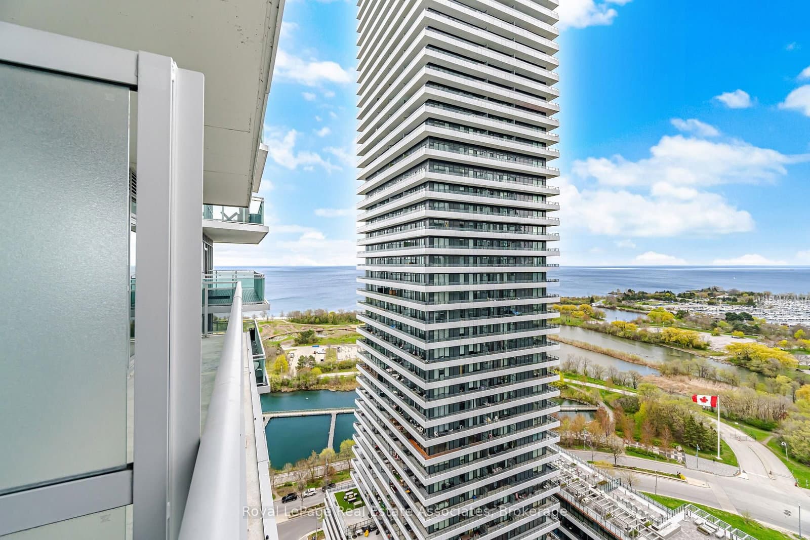 33 Shore Breeze Drive, Unit 2301 thumbnail 32