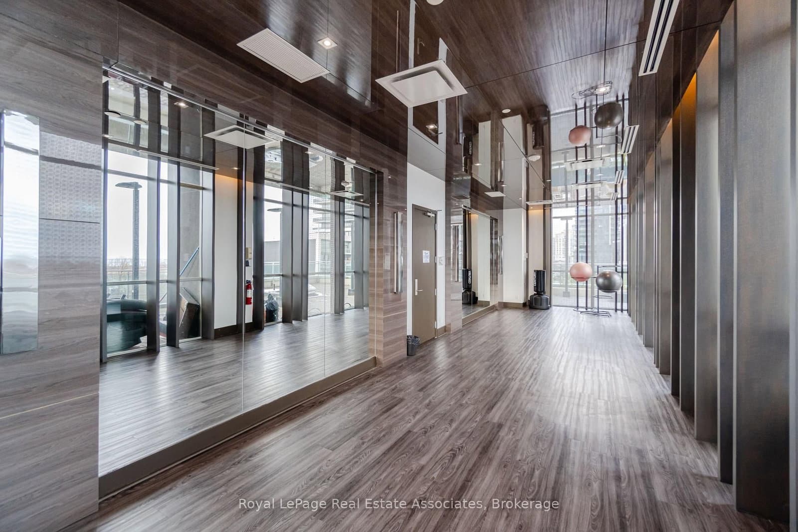 33 Shore Breeze Drive, Unit 2301 thumbnail 48