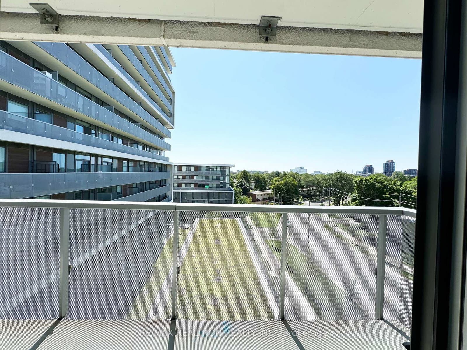 160 Flemington Road, Unit 715 thumbnail 18