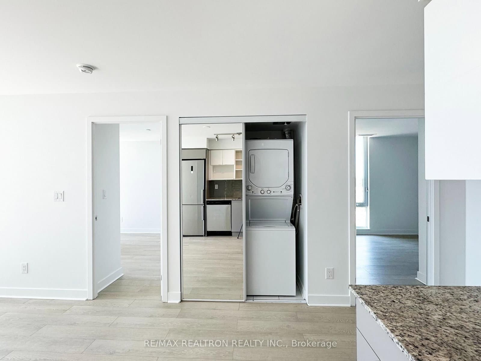 160 Flemington Road, Unit 715 thumbnail 21