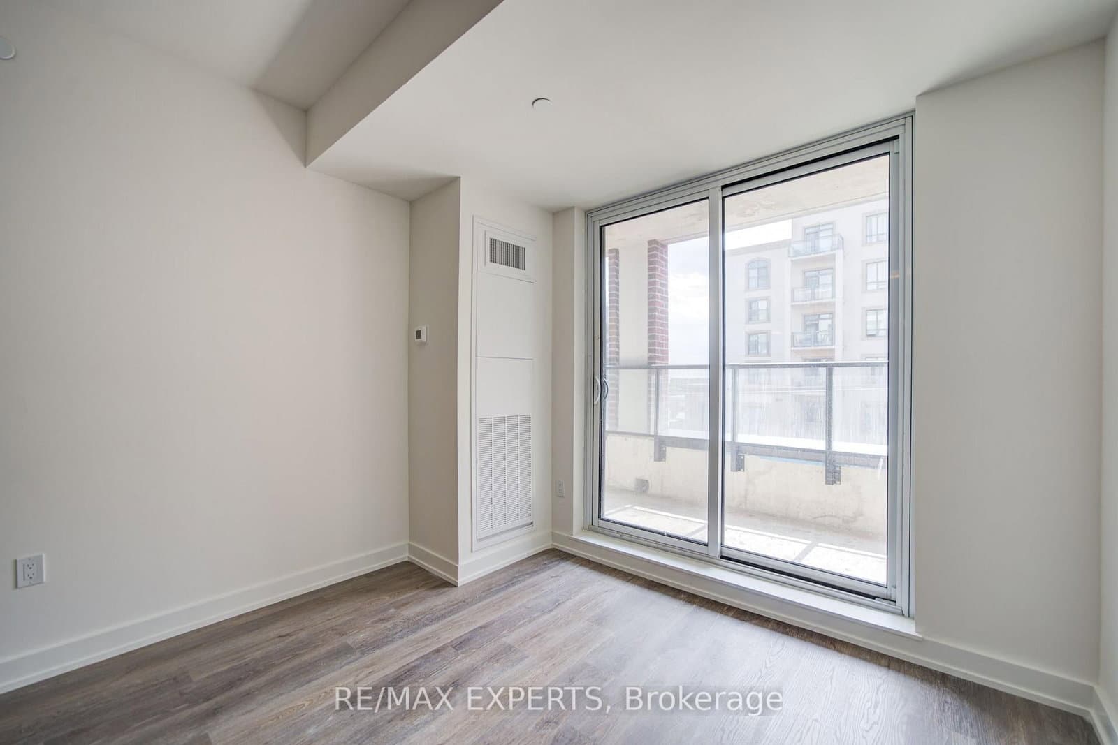 2475 Old Bronte Road, Unit 517 thumbnail 16