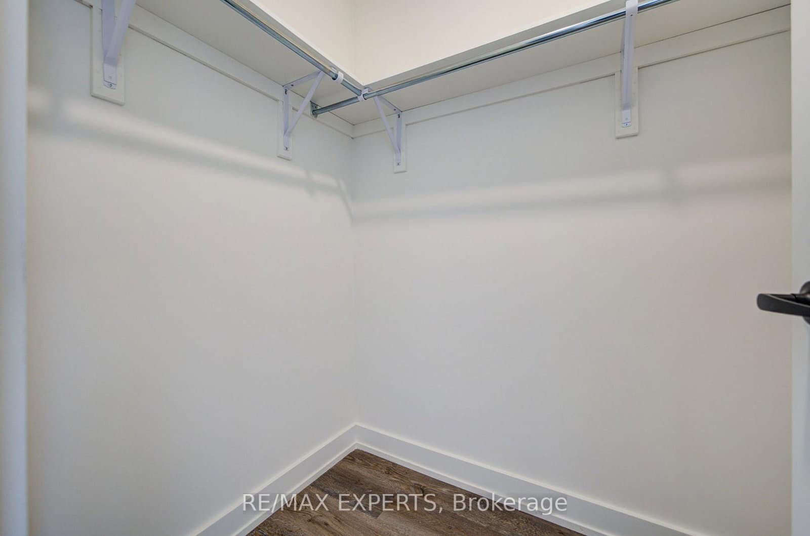 2475 Old Bronte Road, Unit 517 thumbnail 19