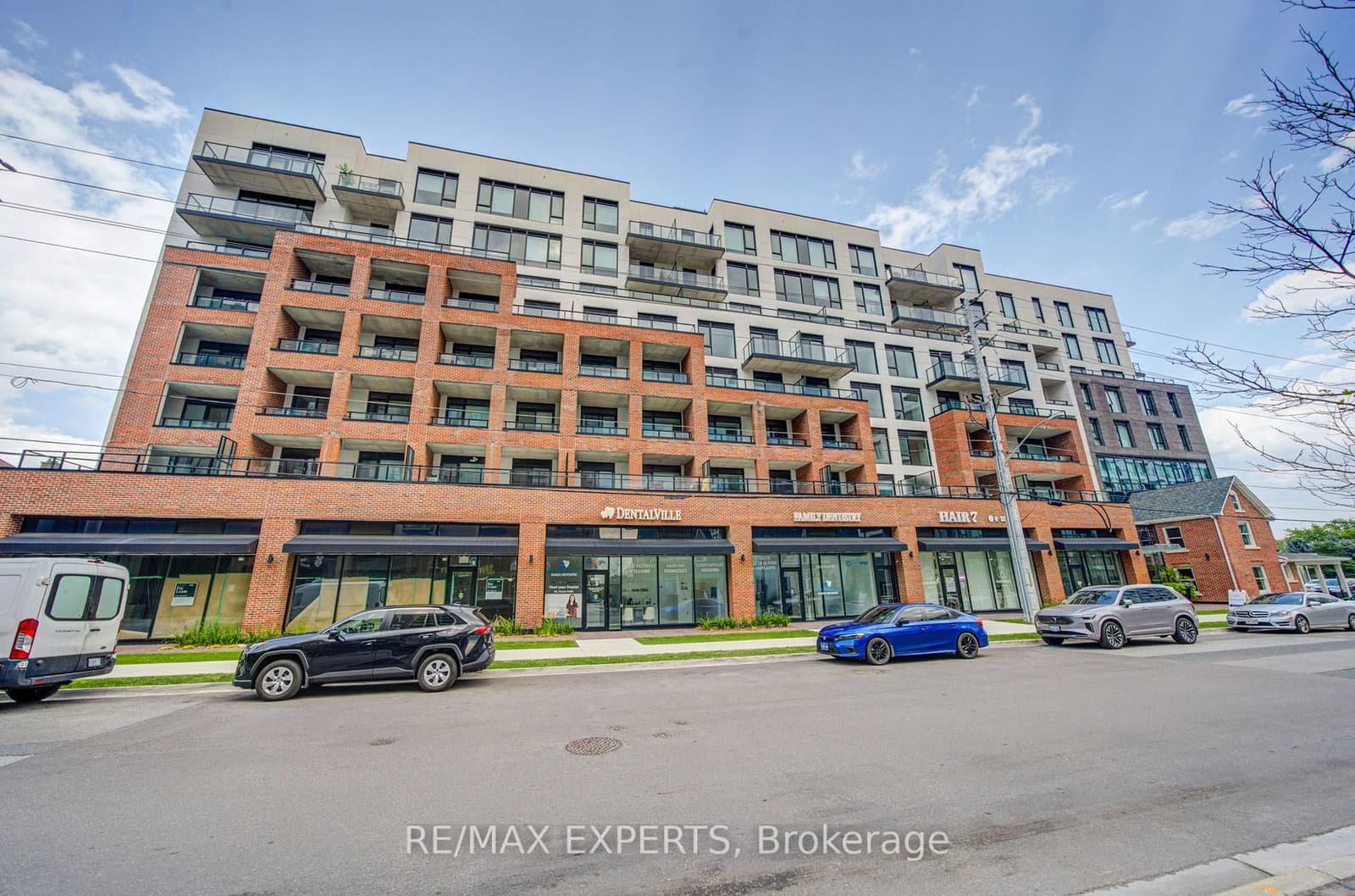 2475 Old Bronte Road, Unit 517 thumbnail 3