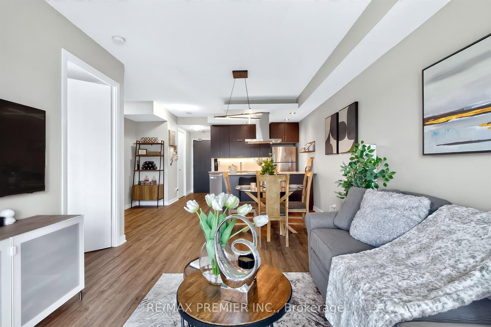 165 Legion Road N, Unit 2133 thumbnail 12