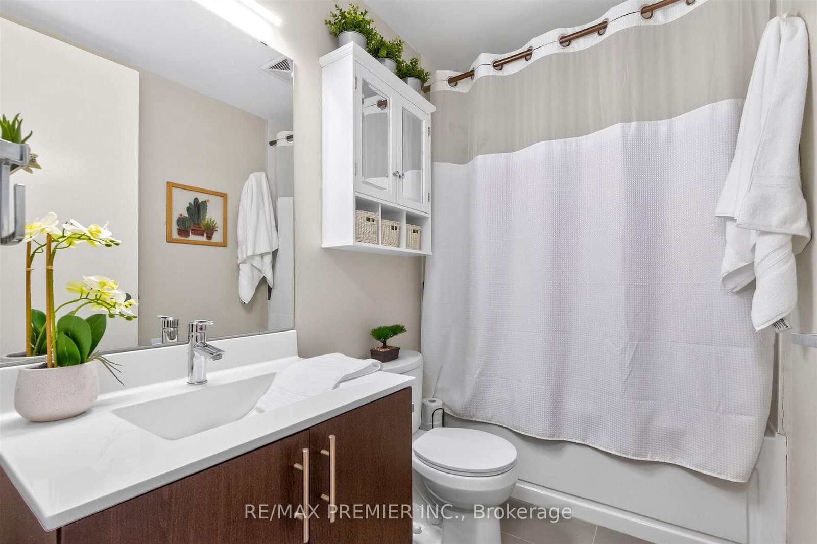 165 Legion Road N, Unit 2133 thumbnail 17