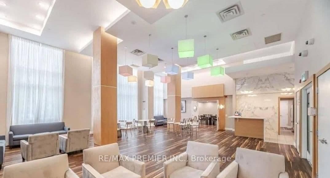 165 Legion Road N, Unit 2133 thumbnail 32