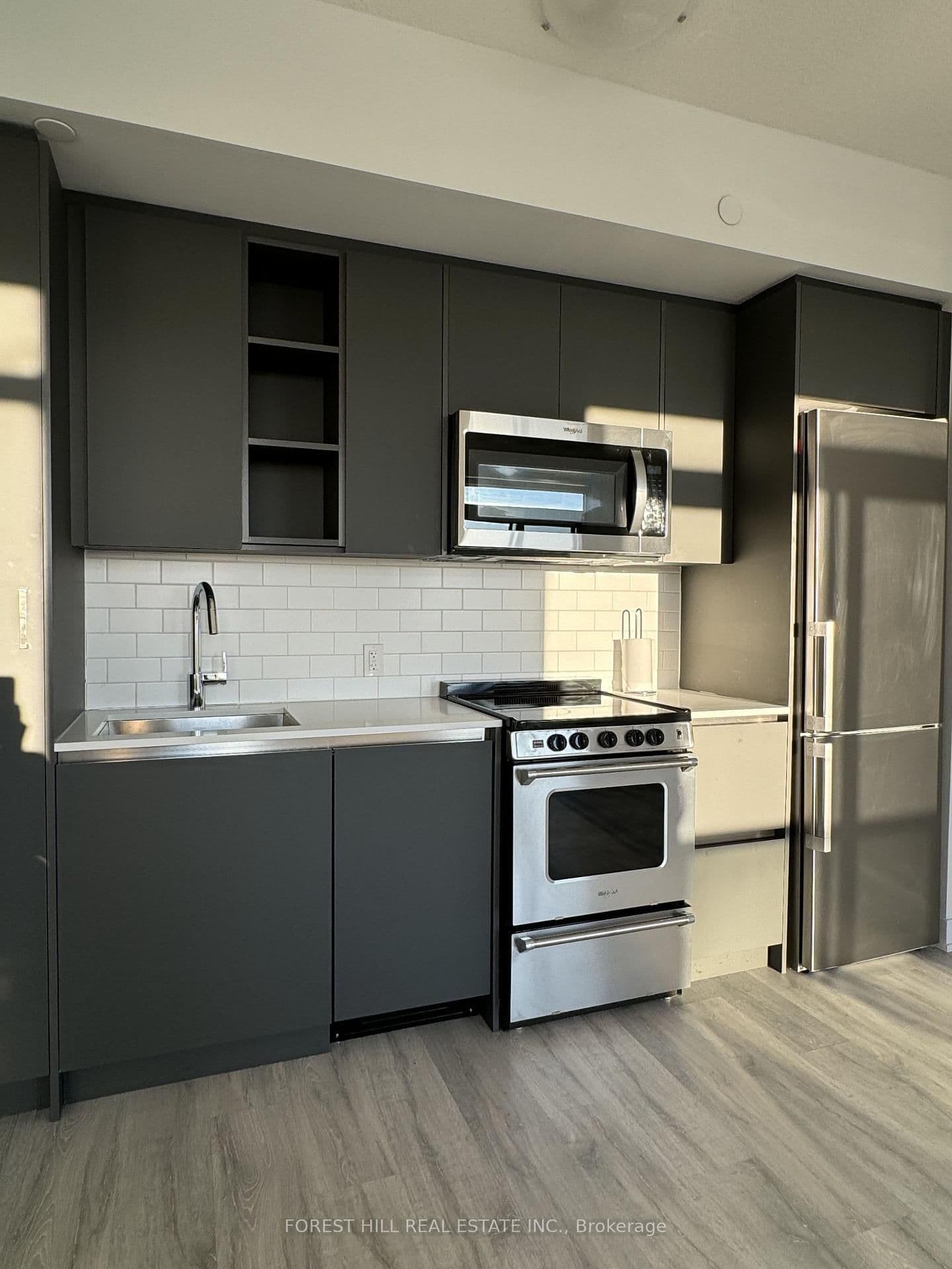 251 Manitoba Street, Unit 2108 thumbnail 17