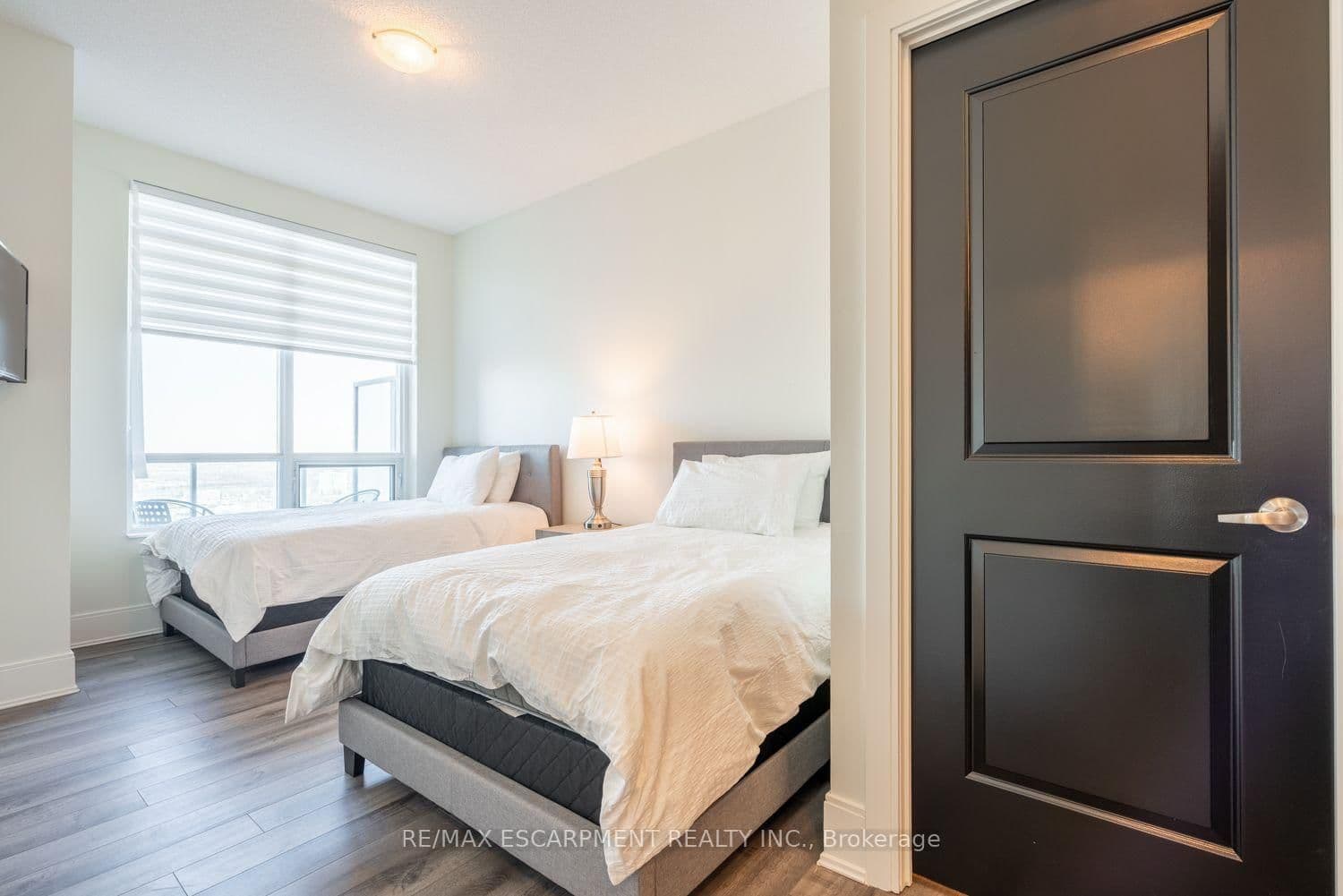 330 Burnhamthorpe Road, Unit PH5 thumbnail 25
