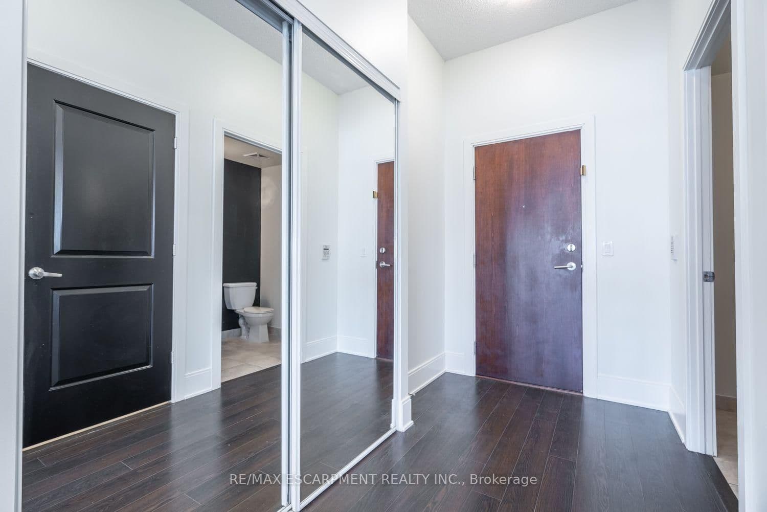 330 Burnhamthorpe Road, Unit PH5 thumbnail 3