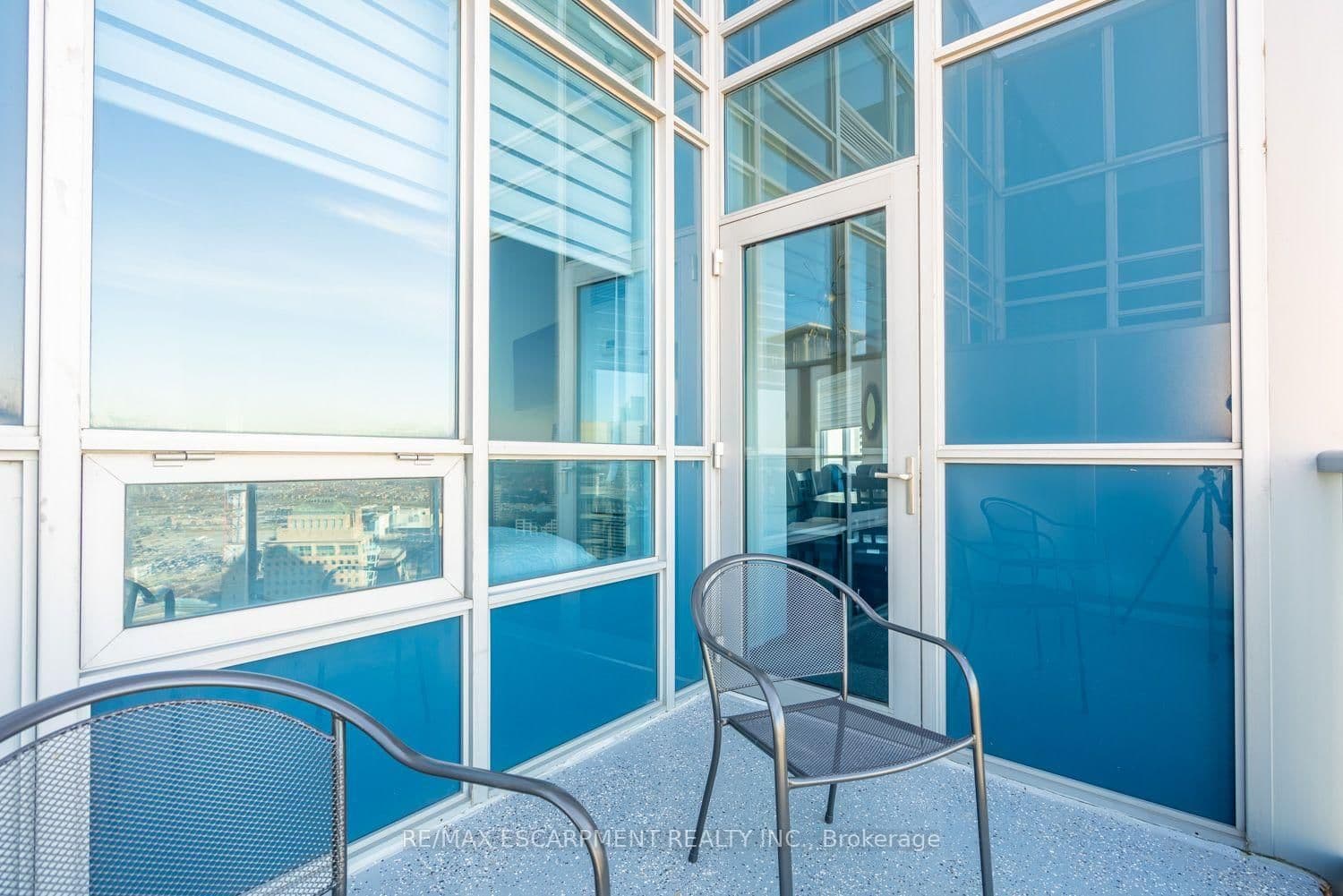 330 Burnhamthorpe Road, Unit PH5 thumbnail 33