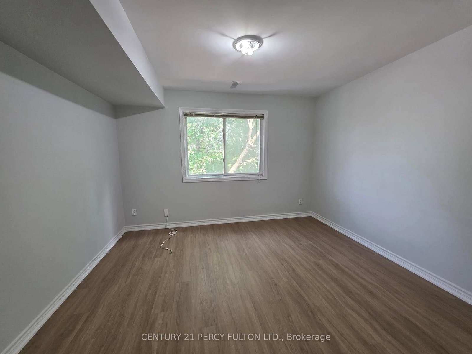 223 Fairview Avenue thumbnail 4