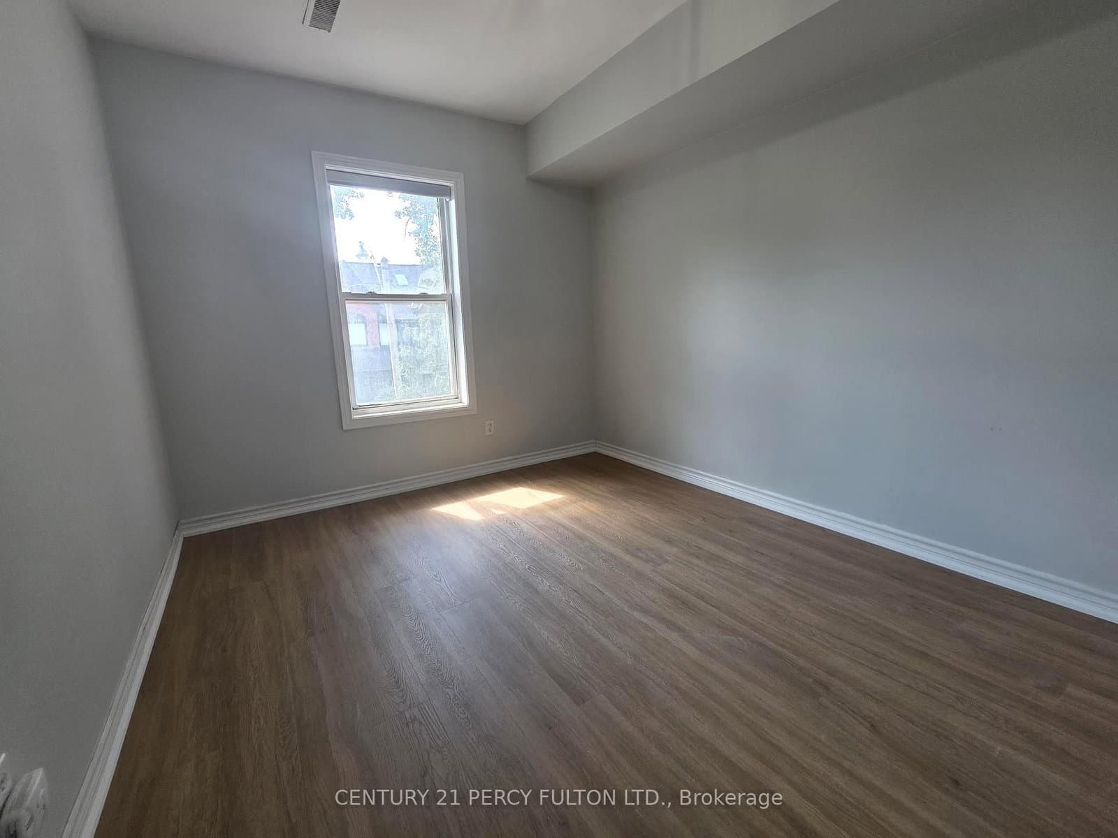 223 Fairview Avenue thumbnail 6