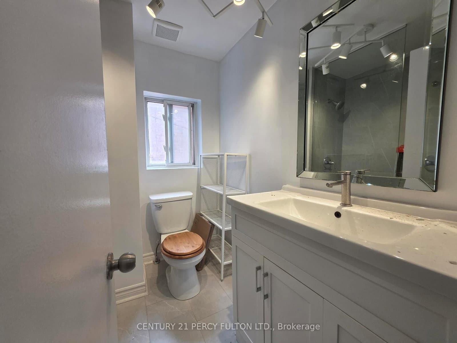 223 Fairview Avenue thumbnail 8