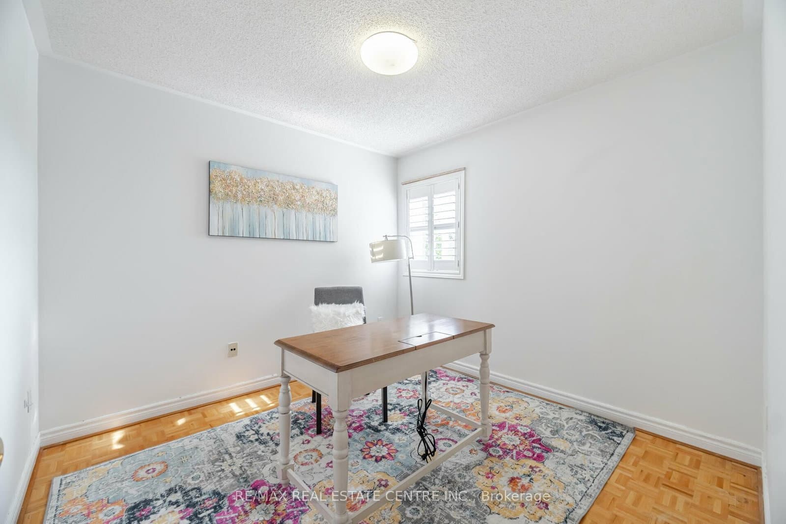 2485 Strathmore Crescent N thumbnail 36