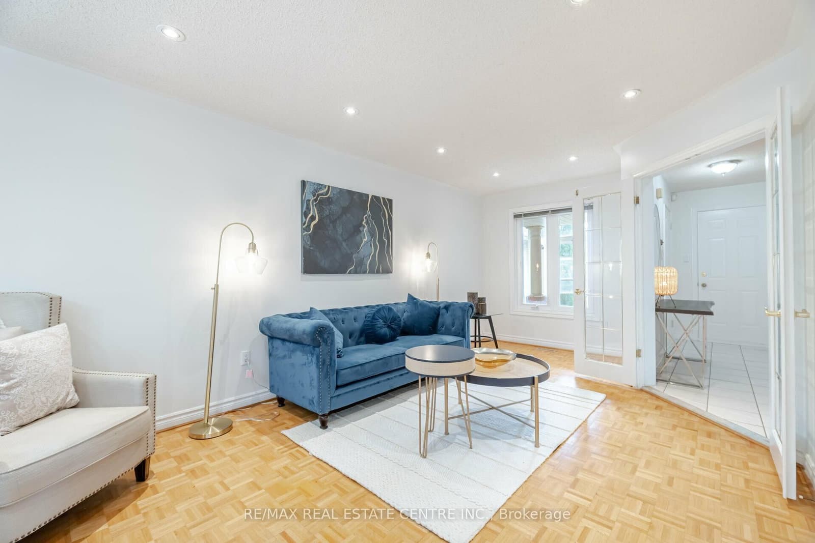 2485 Strathmore Crescent N thumbnail 7